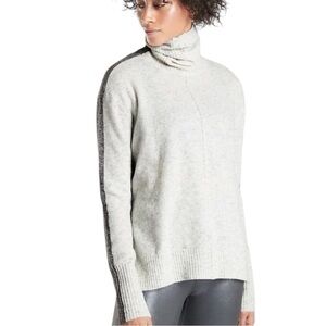 ATHLETA Transit Colorblock Merino Wool Turtleneck Sweater  Size XS